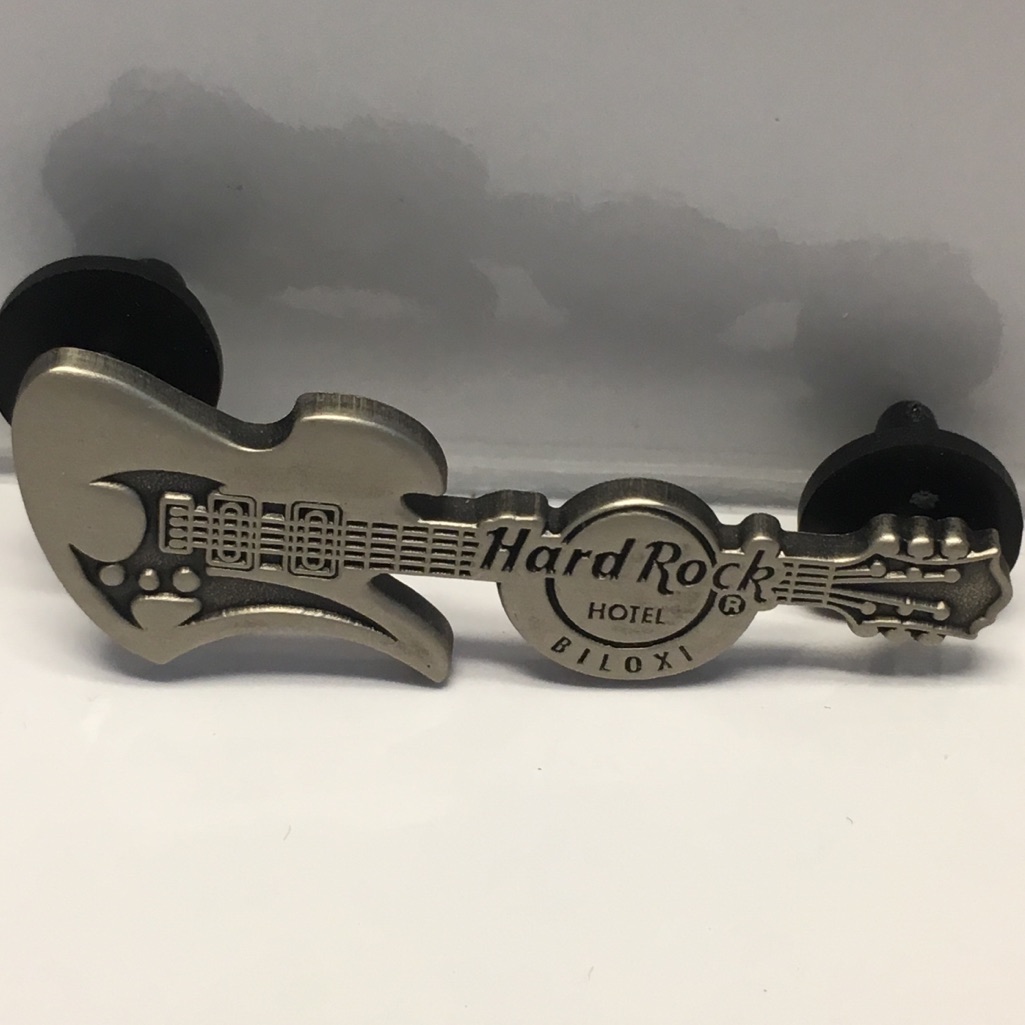 Limited Edition Biloxi Hard Rock Hotel Pin 12$